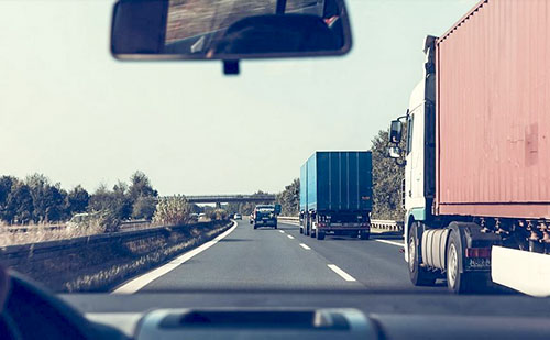 Okosszélvédőt fejlesztettek Salgótarjánban